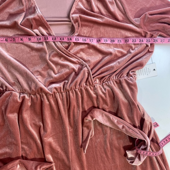 ELOQUII Like Pink Velvet Balloon Sleeves V-Neck Tie Waist Jumpsuit NWT 22-24 - Picture 9 of 16